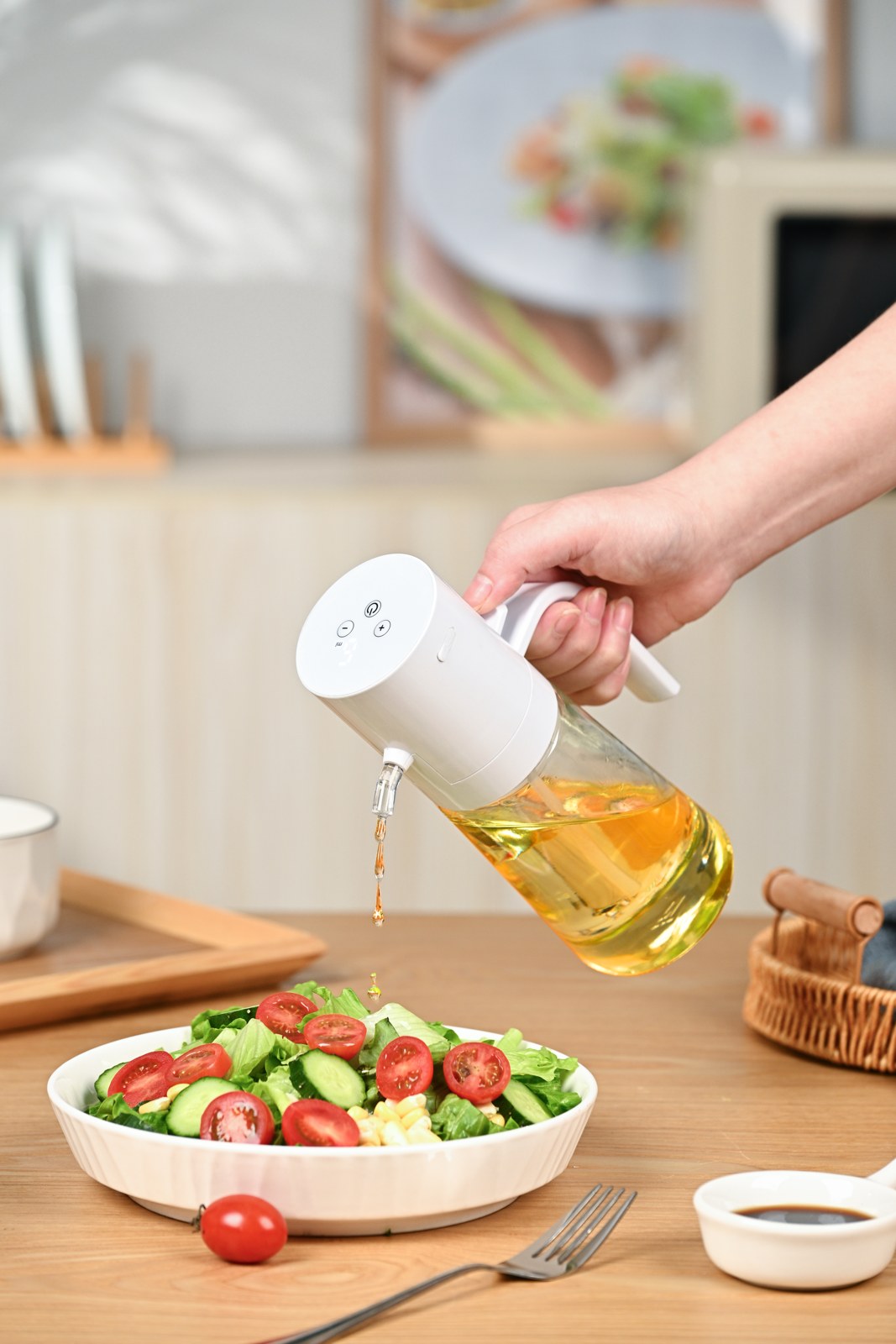 Smart Oil Dispenserin use